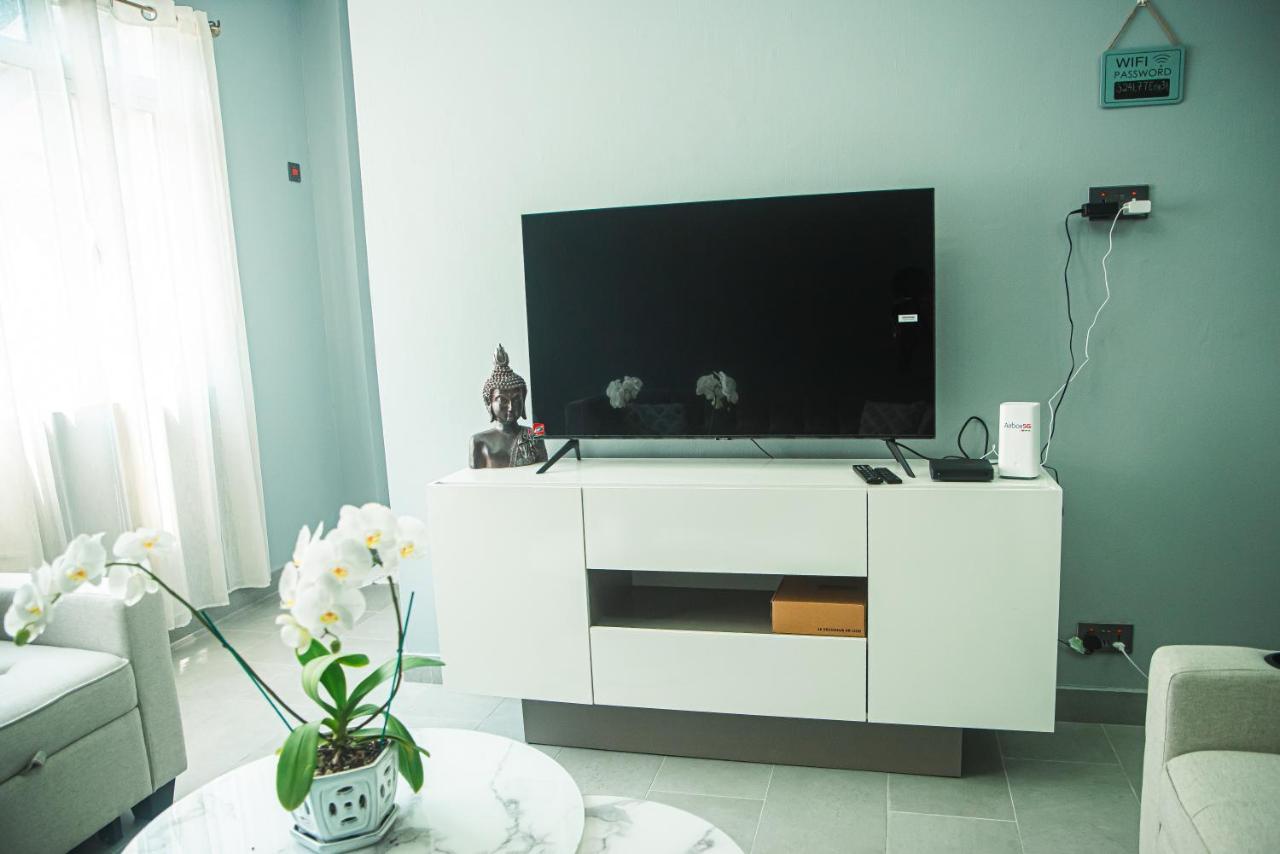 Gorgeous Kej In Pereybere 2 Bed Apartment Pereybere Beach Ngoại thất bức ảnh